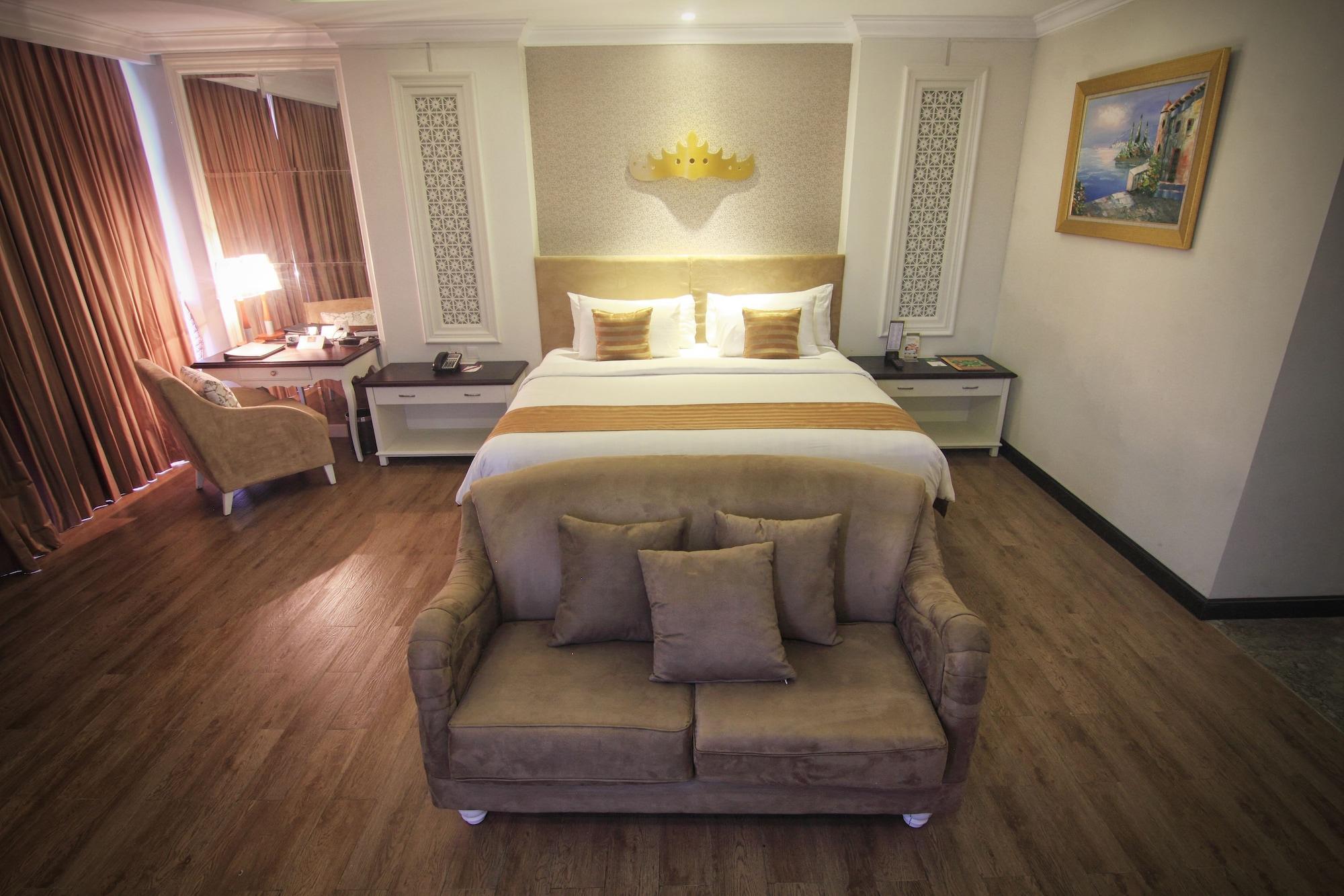 Swiss-Belhotel Lampung Bandar Lampung Exteriör bild