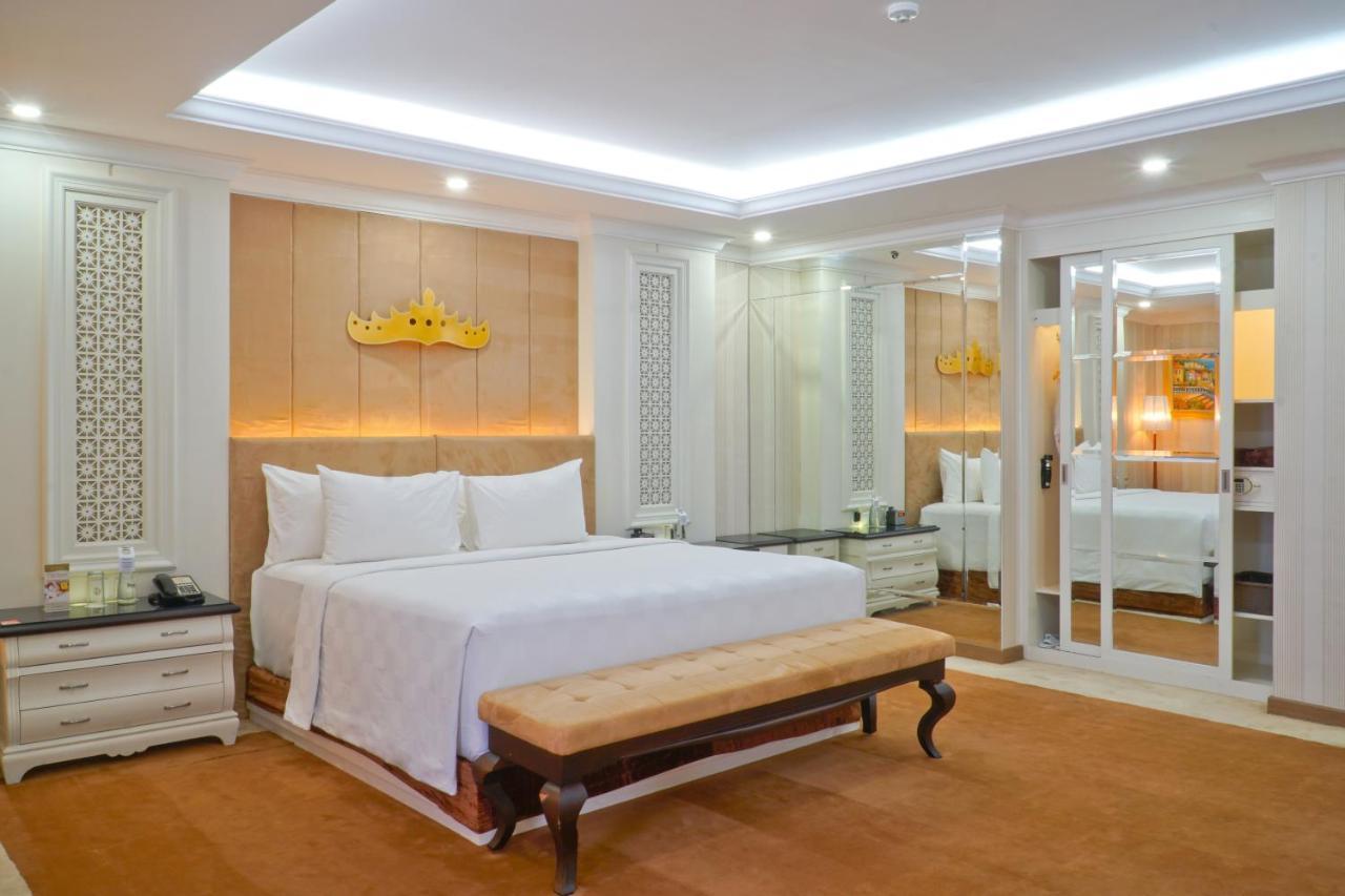 Swiss-Belhotel Lampung Bandar Lampung Exteriör bild