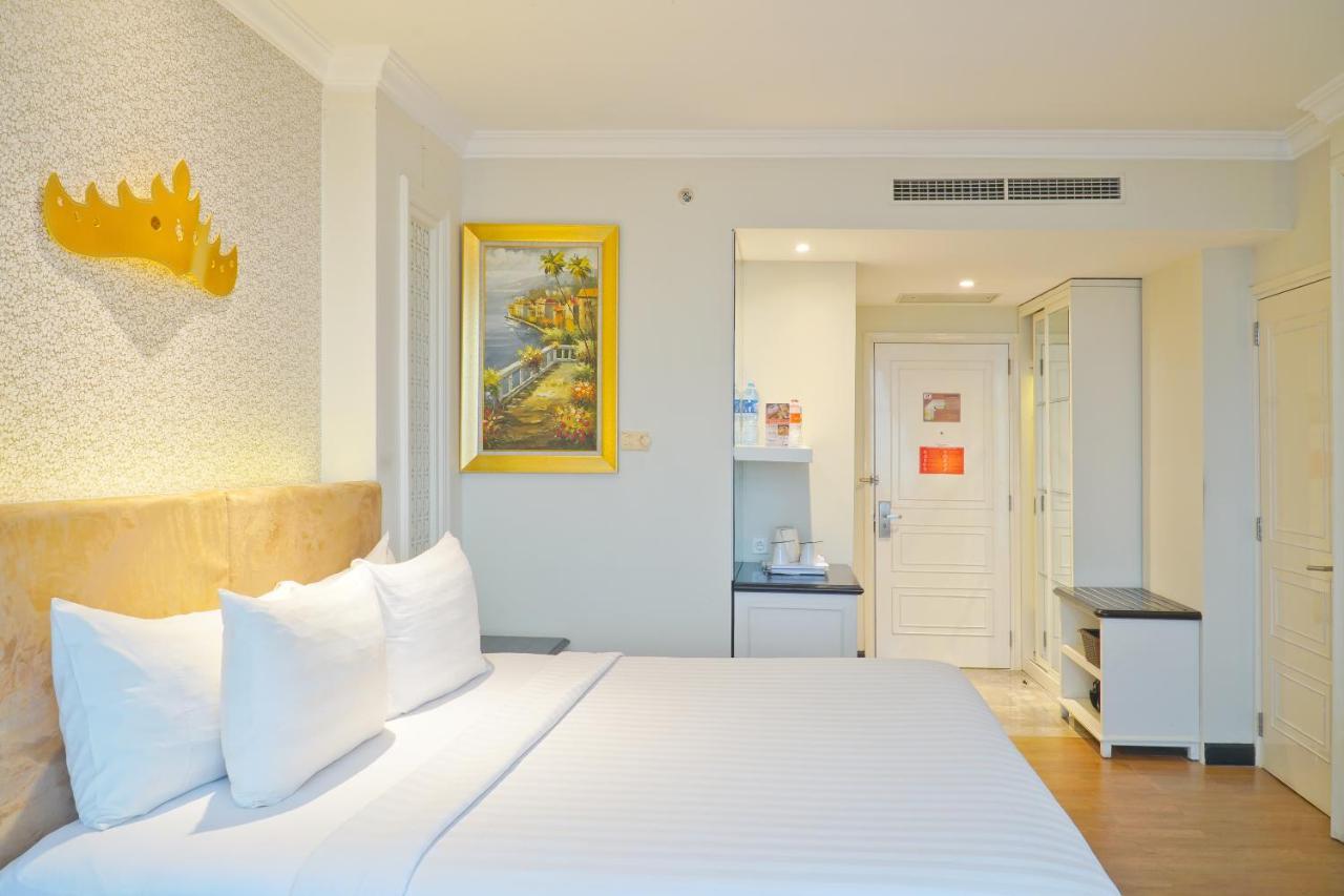 Swiss-Belhotel Lampung Bandar Lampung Exteriör bild
