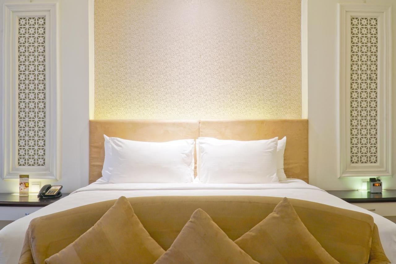 Swiss-Belhotel Lampung Bandar Lampung Exteriör bild