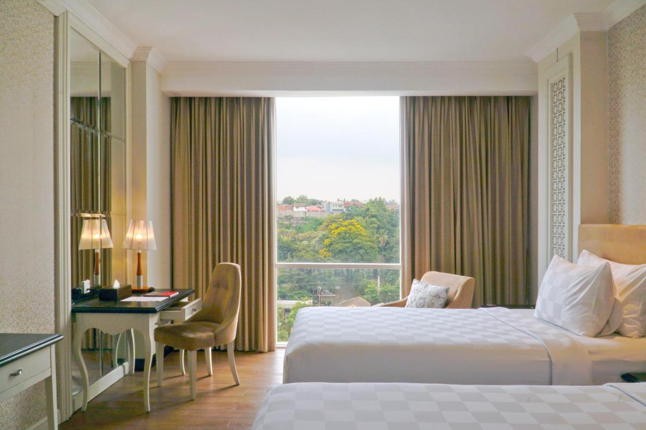 Swiss-Belhotel Lampung Bandar Lampung Exteriör bild