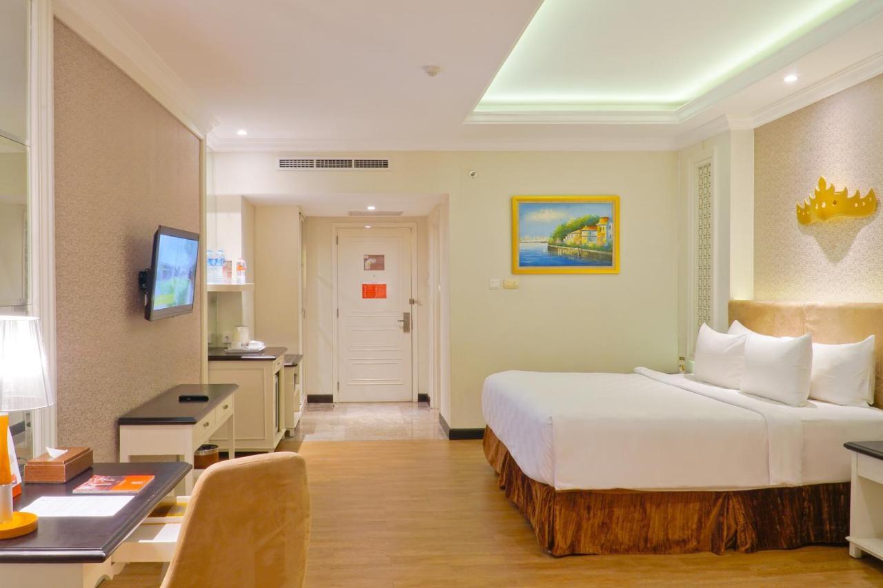 Swiss-Belhotel Lampung Bandar Lampung Exteriör bild