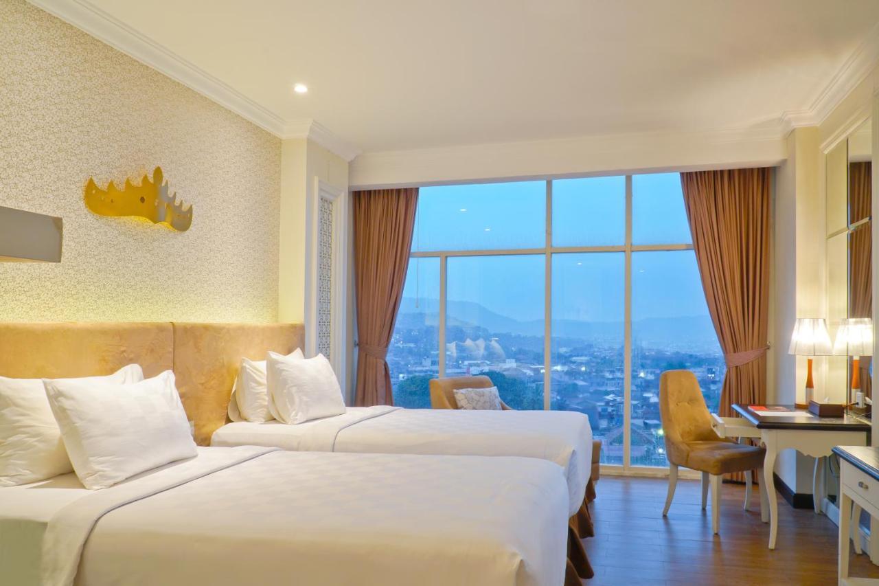 Swiss-Belhotel Lampung Bandar Lampung Exteriör bild