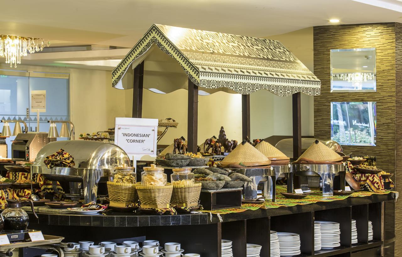 Swiss-Belhotel Lampung Bandar Lampung Exteriör bild